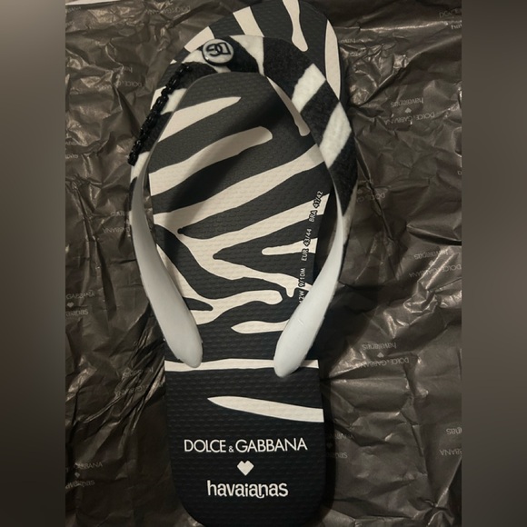 New Dolce & Gabbana x Haviannas Black and White Flip Flops - Picture 2 of 6